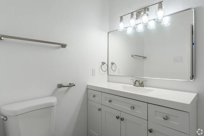 Foto del edificio - 1000 River Bend Dr