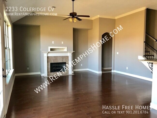 Photo - 2233 Coleridge Cv House