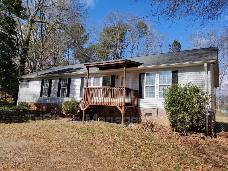 Photo - 173 Valleydale Road
