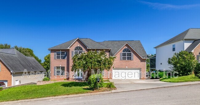 Foto del edificio - 1217 Dreamview Ln