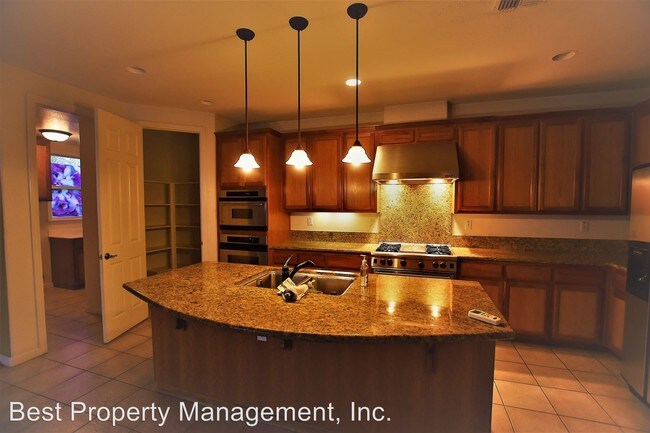 Foto del edificio - 4 br, 3 bath House - 2005 Finger Peak Ct