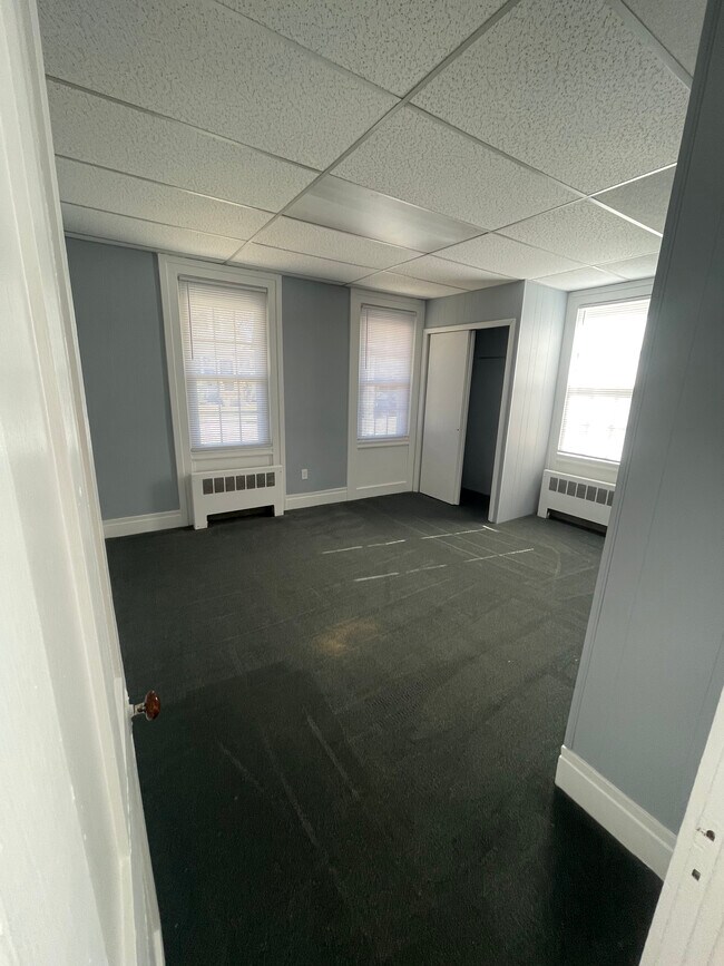 149 Monument St, Groton, CT 06340 Apartments in Groton, CT