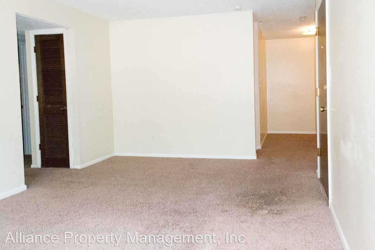 1200 Fremont St, Manhattan, KS 66502 Condo for Rent in Manhattan, KS