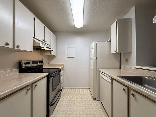 Building Photo - 432 S 321st Pl