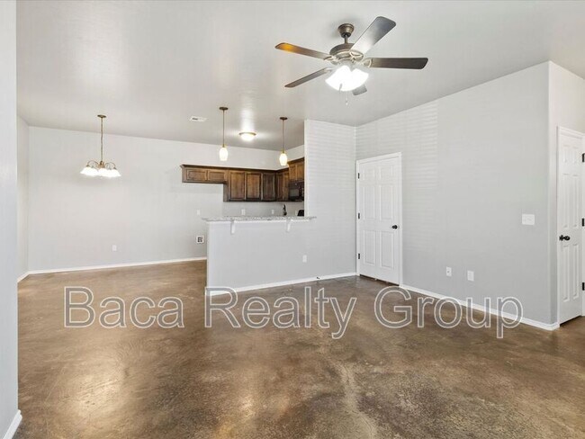 Building Photo - 822 Aspen Dr
