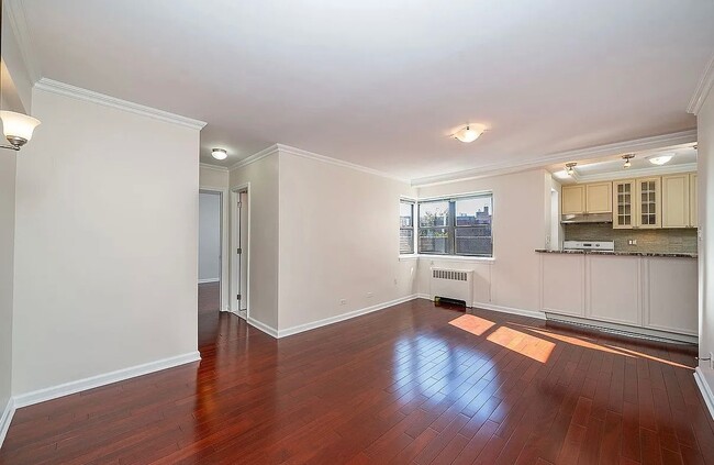 Foto del edificio - 25-10 31st Ave