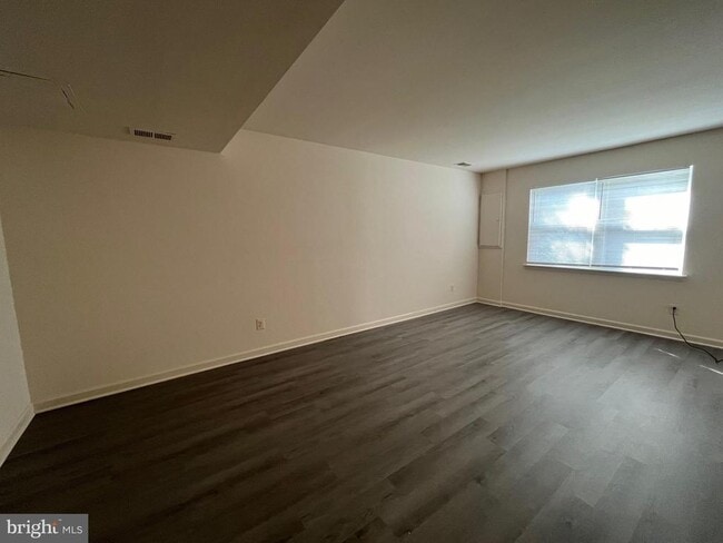 Building Photo - 9639 Hagel Cir
