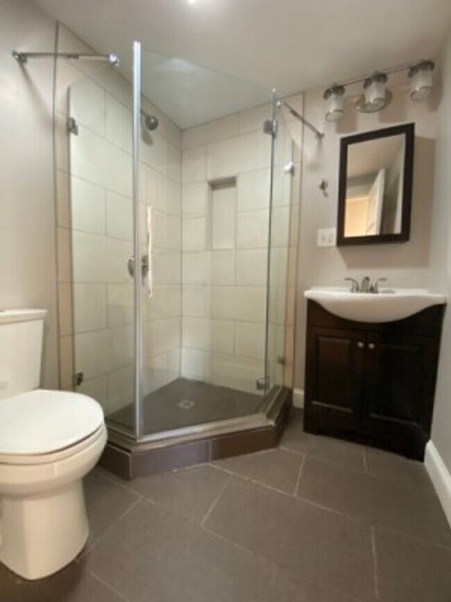 Foto del edificio - 4 Bed 2 Bath - East Cambridge - 9/1