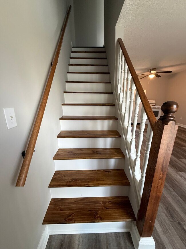 Foto del edificio - 2BR/2.5BA Townhouse