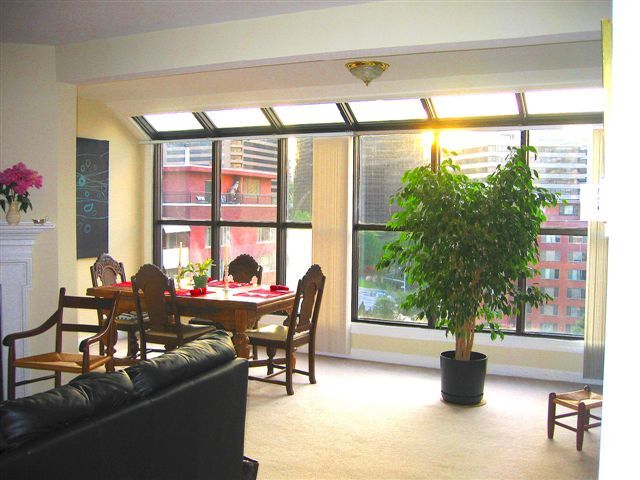 Building Photo - 1021 Arlington Blvd