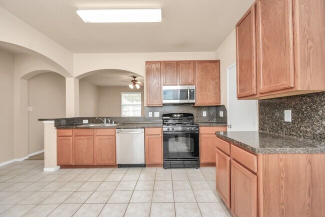 Building Photo - 4047 Mossy Spring Ln