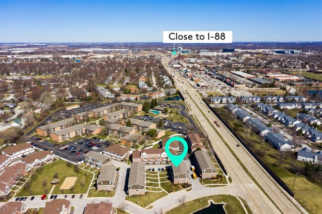 Foto del edificio - 905 Bradford Dr