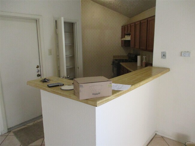 Foto del edificio - 19947 Mountain Dale Dr