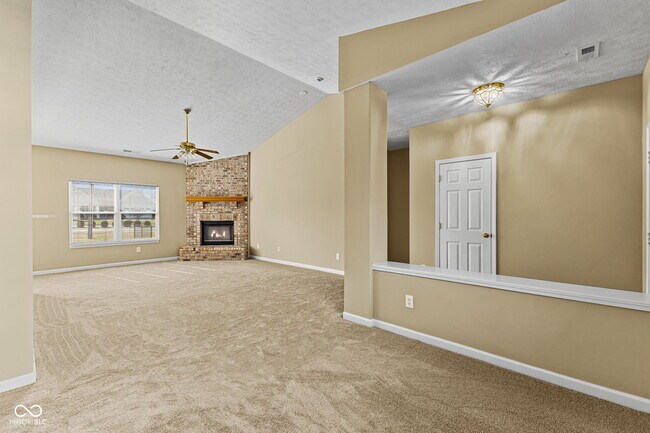 Foto del edificio - 1241 Elm Grove Ln