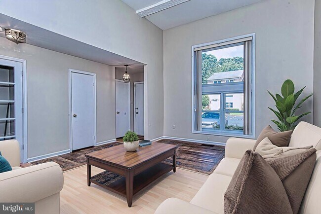 Foto del edificio - 8467 Ivy Glen Ct