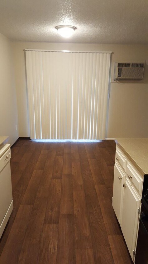 Primary Photo - 3807 Meadowlawn Loop SE