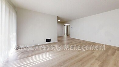Building Photo - 201 E Arbor Ave
