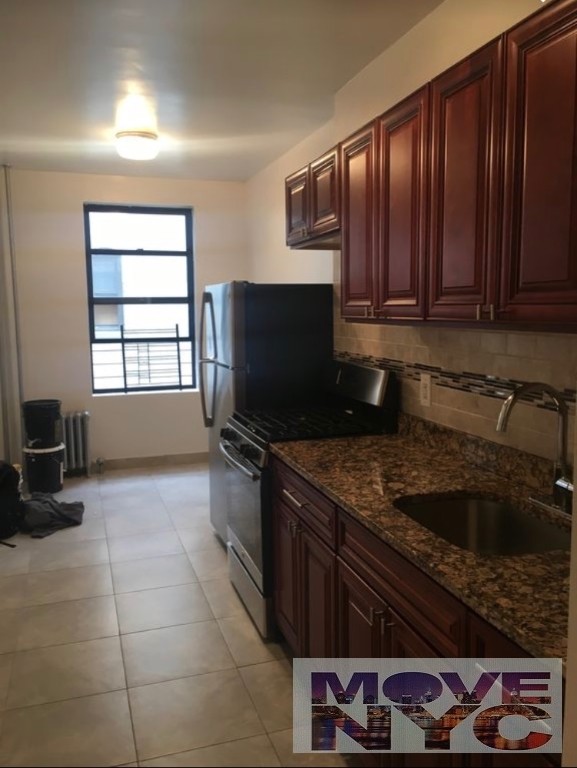 Building Photo - 1515 Grand Concourse