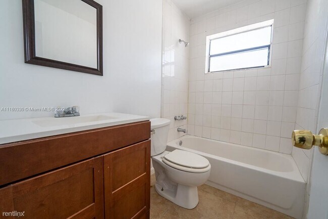 Foto del edificio - 2 br, 1 bath House - 2957 SW 36th Ct # 1