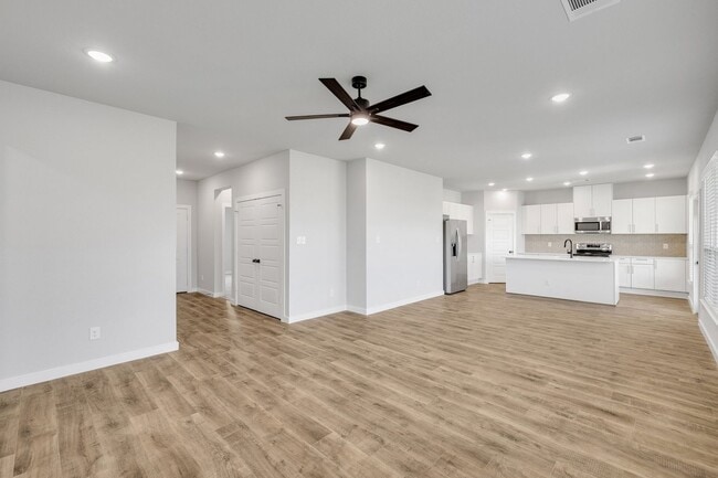 Building Photo - AVAILABLE NOW! LUXURIOUS DUPLEX LOCATED ON 1-ACRE LOT IN MIDLOTHIAN, TX!