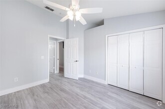 Building Photo - 374 Dover Pl