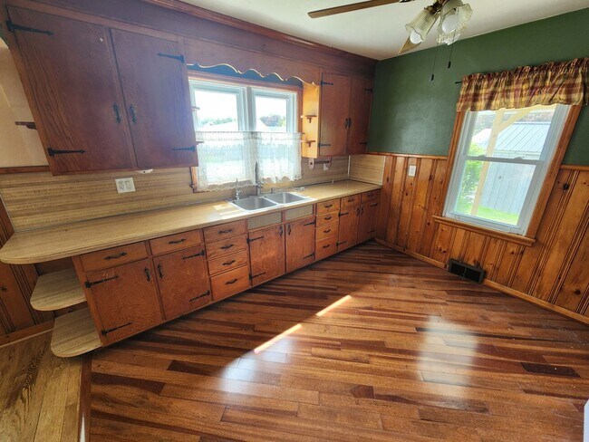 Foto del edificio - 9881 Browns Mill Road