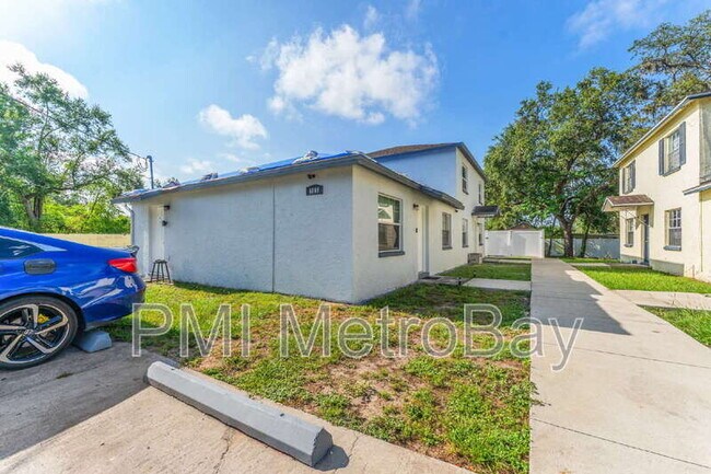 Foto del edificio - 4009 E Bird St