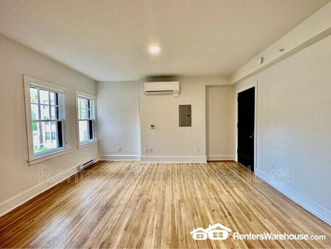Foto del edificio - 2225 E Grand Ave