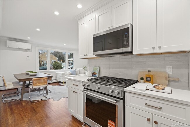 Building Photo - 11 Orchard Ave