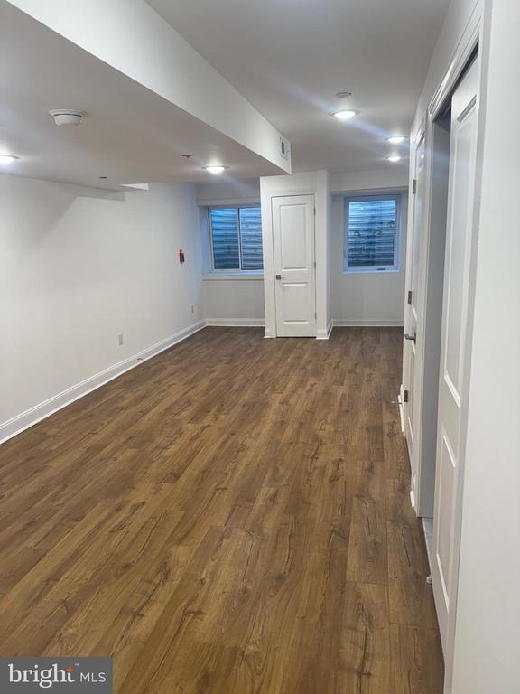 Foto del edificio - 653 N Preston St