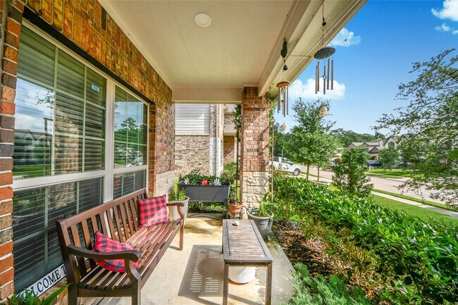 Foto del edificio - 120 Chestnut Run Ct