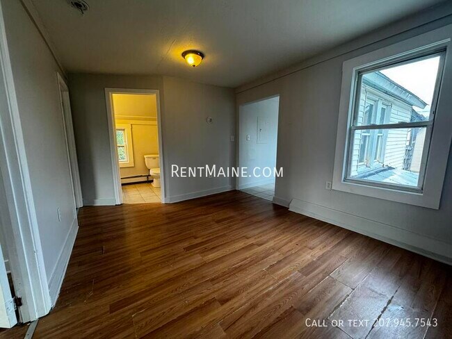 Foto del edificio - 3 Carey Ln