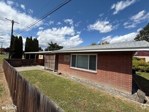 Building Photo - 1320 S 20th Ave