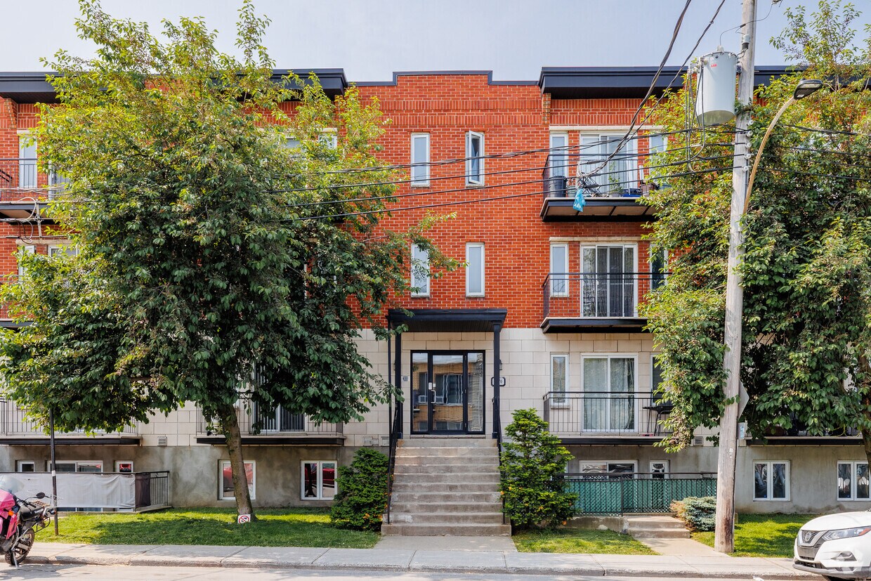 Photo du bâtiment - 8774 Rue Verville