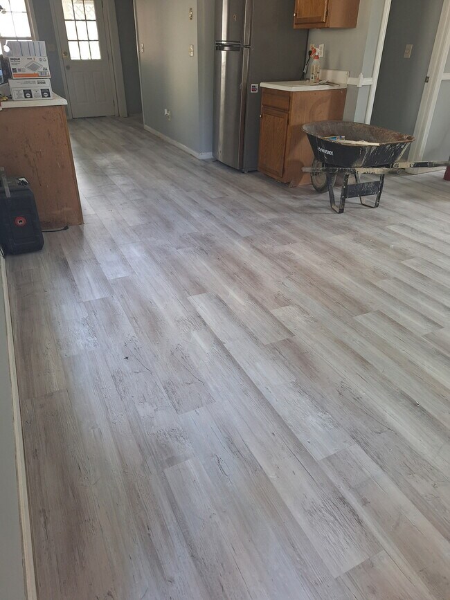 Foto del edificio - 8224 Connally Dr