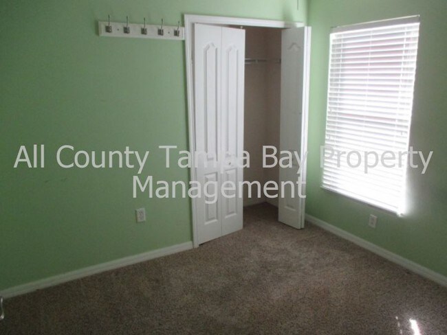 Foto del edificio - 8004 Lilly Bay Ct