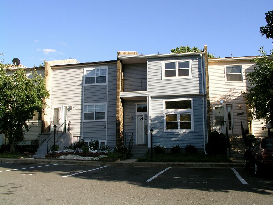 Foto principal - 14753 Wycombe St