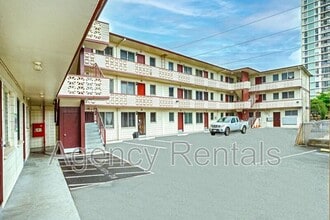 Building Photo - 1438 Liliha St