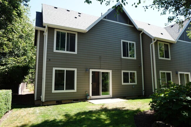 Foto del edificio - Beautiful Beaverton Townhouse