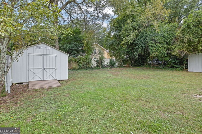 Building Photo - 808 S Park Dr