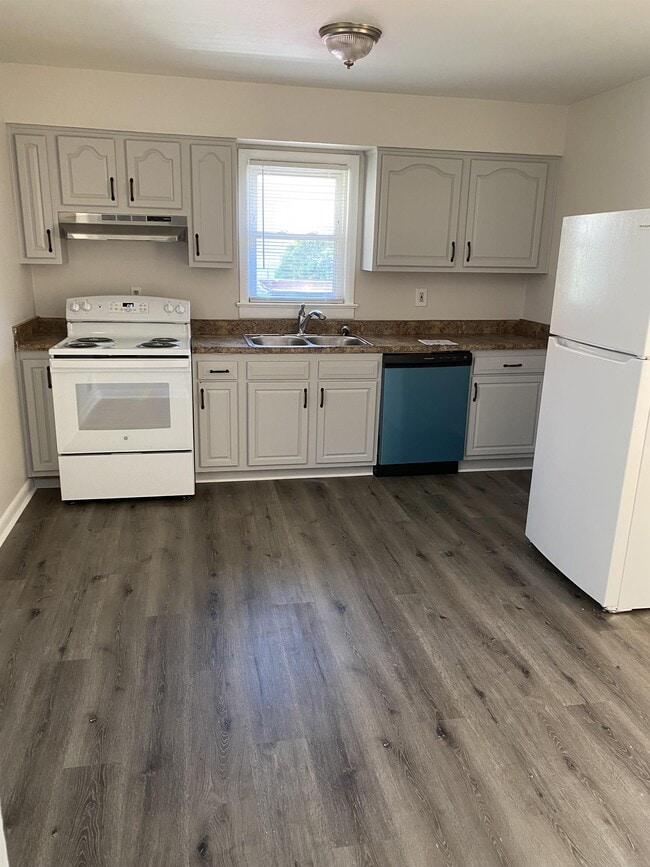 Photo - 2319 Ecton Ln House