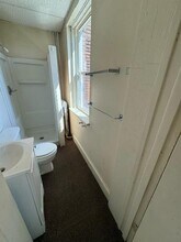 Building Photo - 1850 Glendale Rd