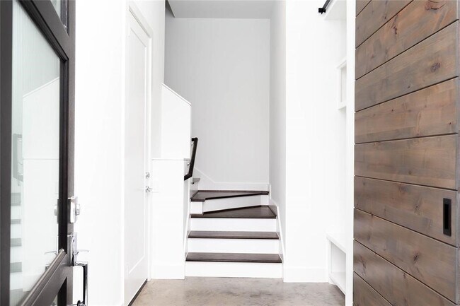 Foto del edificio - 5868 E Post Oak Ln