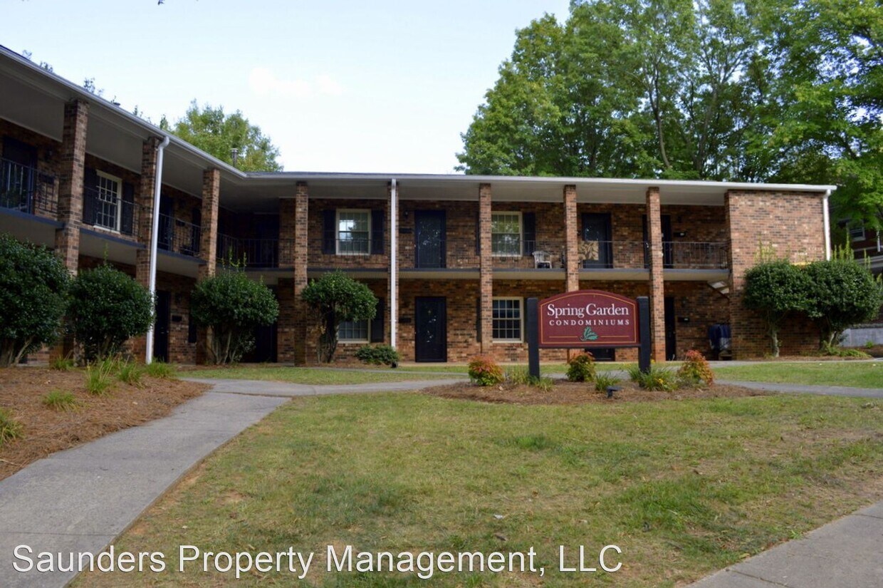 Foto principal - 665 N Spring St