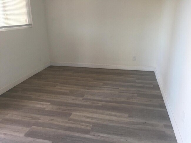 Foto del edificio - 24430 S Cooper Rd