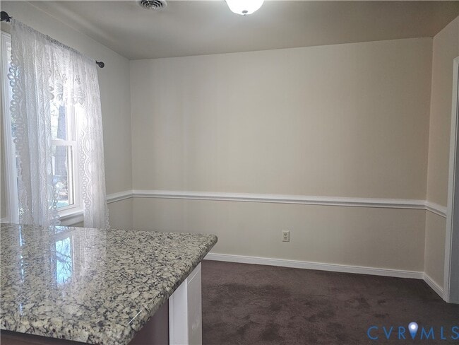 Building Photo - 1207 Blue Jay Ln