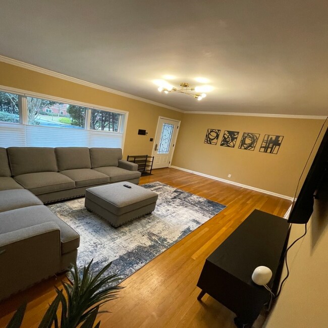 Foto del edificio - 1666 Briarcliff Rd NE