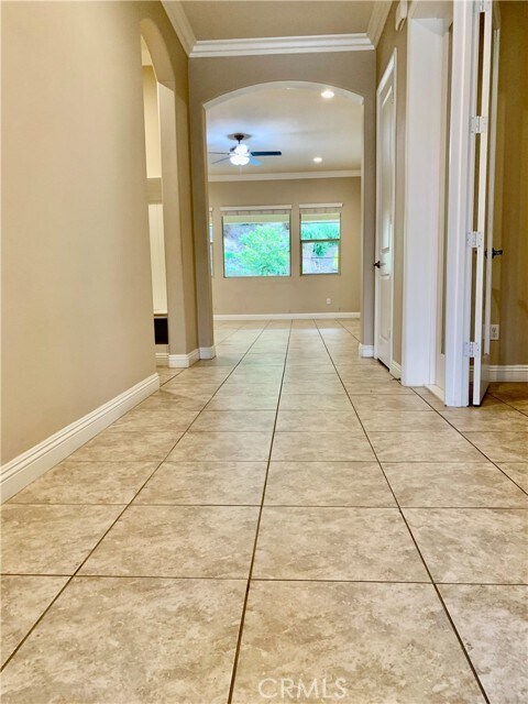 Foto del edificio - 24648 Overlook Dr