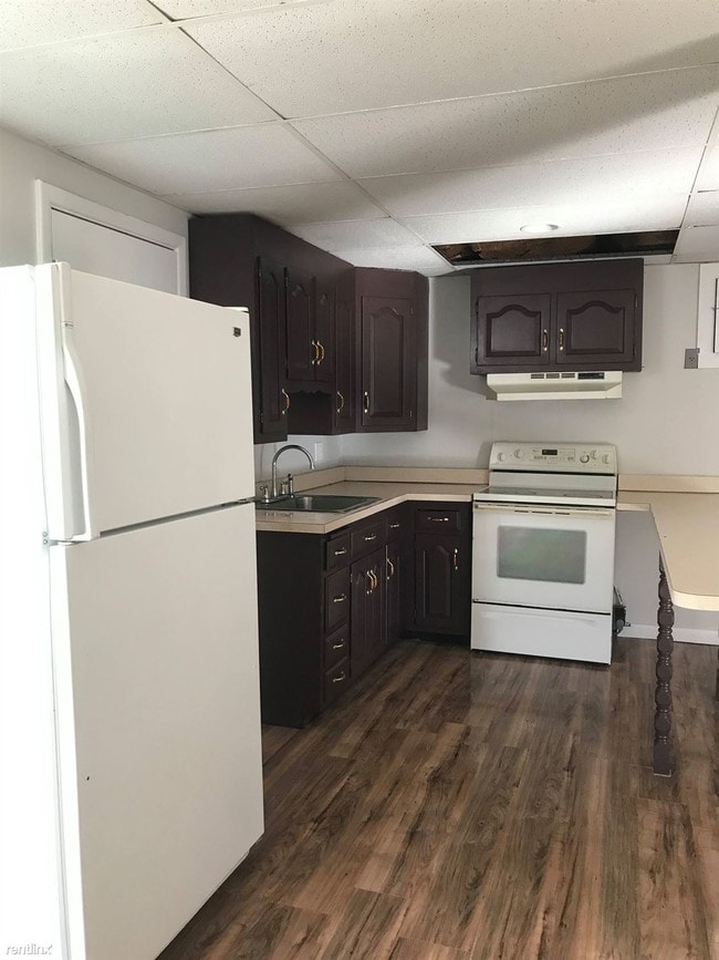 Building Photo - 1 br, 1 bath  - 142 West St Fl 1
