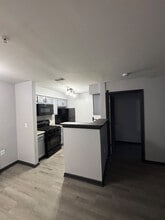 Building Photo - 8961 Town Center Cir